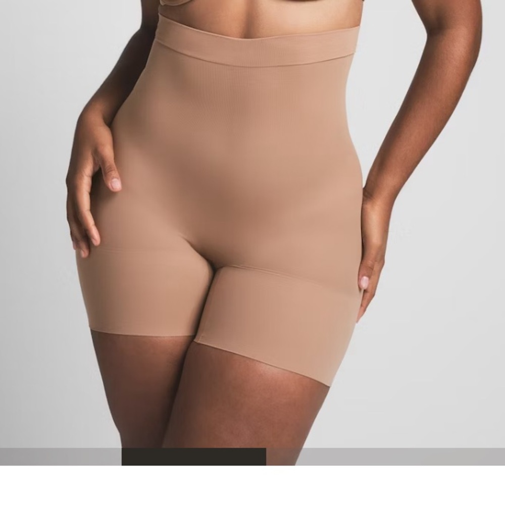 SKIMS Tan Strapless Shapewear